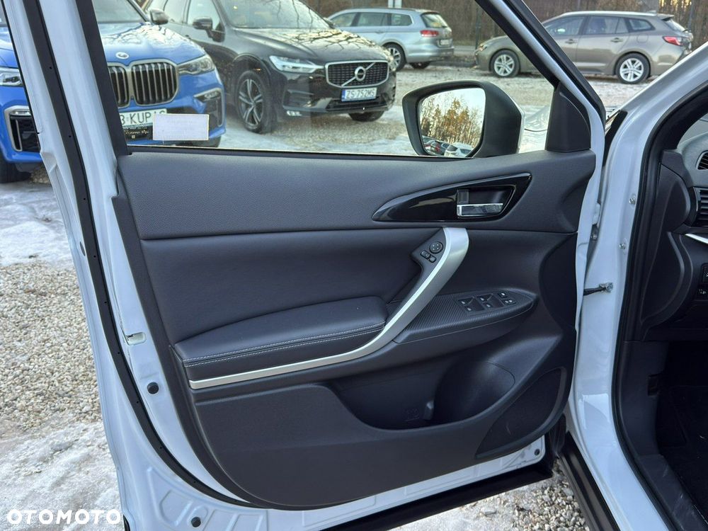 Mitsubishi Eclipse Cross - 14