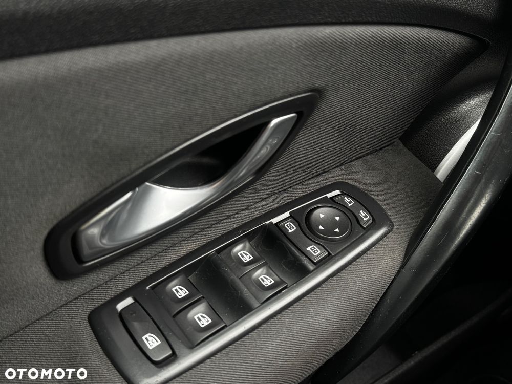 Renault Megane 1.6 16V 110 Dynamique - 12
