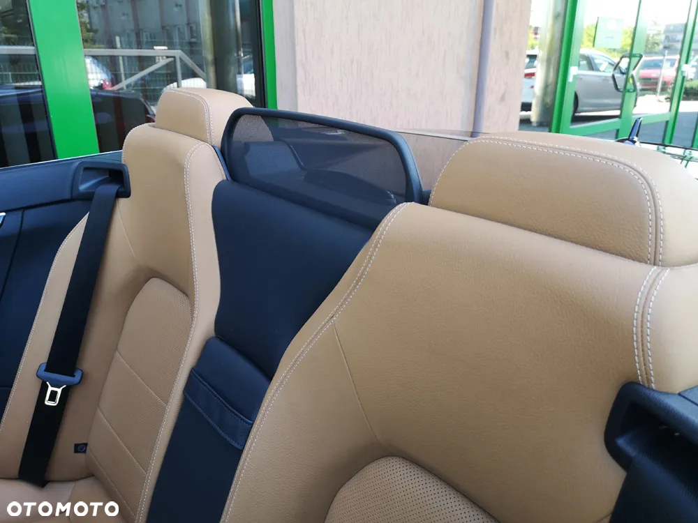 Mercedes-Benz Klasa E 350 BlueTEC Cabrio 7G-TRONIC - 29