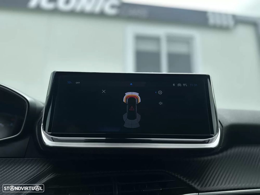Peugeot 2008 Hybrid 145 e-DSC Allure - 30