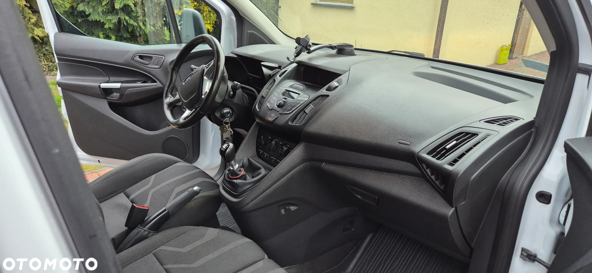 Ford Transit Connect - 26
