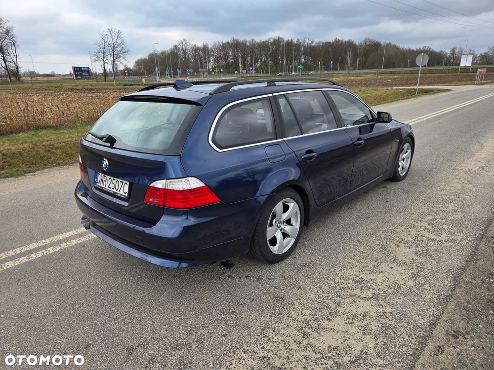 BMW Seria 5 525d - 7