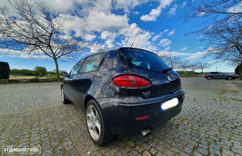 Alfa Romeo 147 1.6 TS - 5