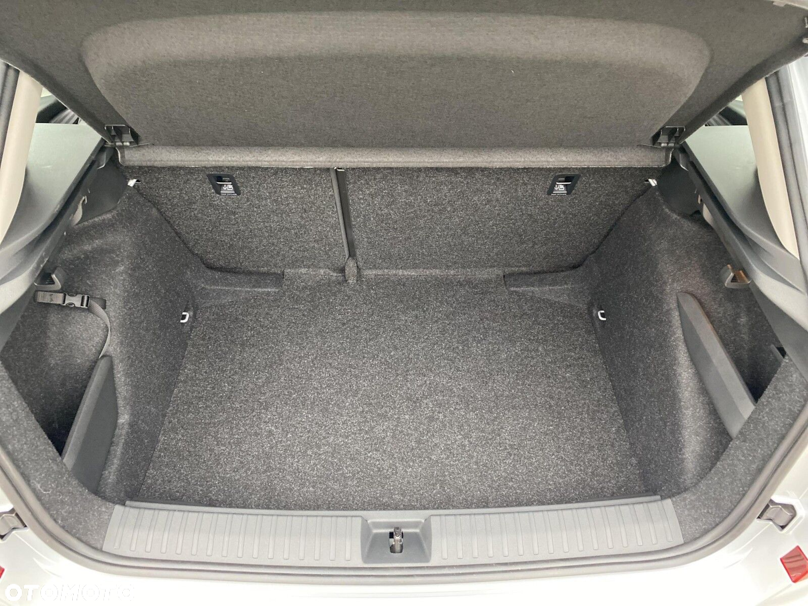 Skoda Kamiq 1.0 TSI Selection DSG - 17