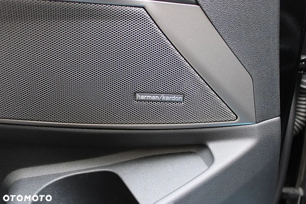 BMW M3 CS xDrive sport - 14
