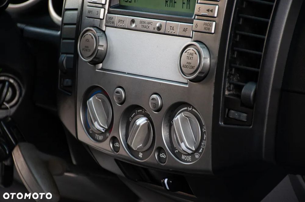 Ford Ranger XLT - 20