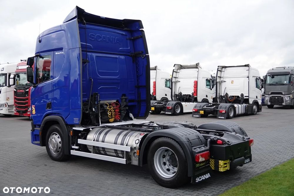 Scania R 410 / LNG / RETARDER / CAŁA NA PODUSZKACH  / 2020 ROK - 6