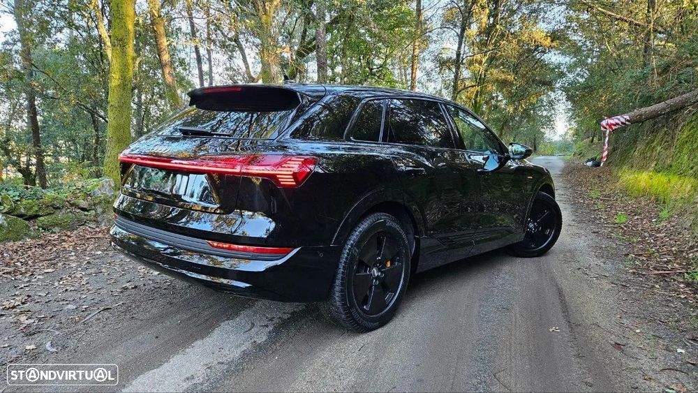 Audi e-tron 50 quattro - 4