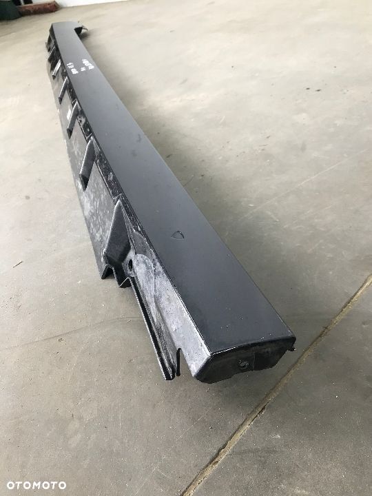 Nakładka progu Vw Passat B8 14-24r. prawa listwa próg zewnętrzny 3G0853858F - 3