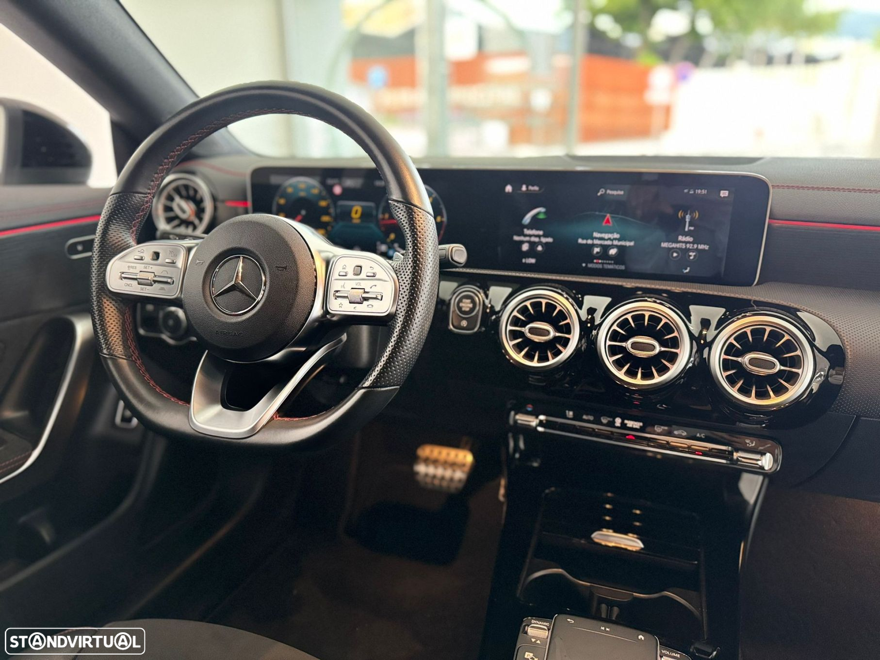 Mercedes-Benz CLA 220 - 9