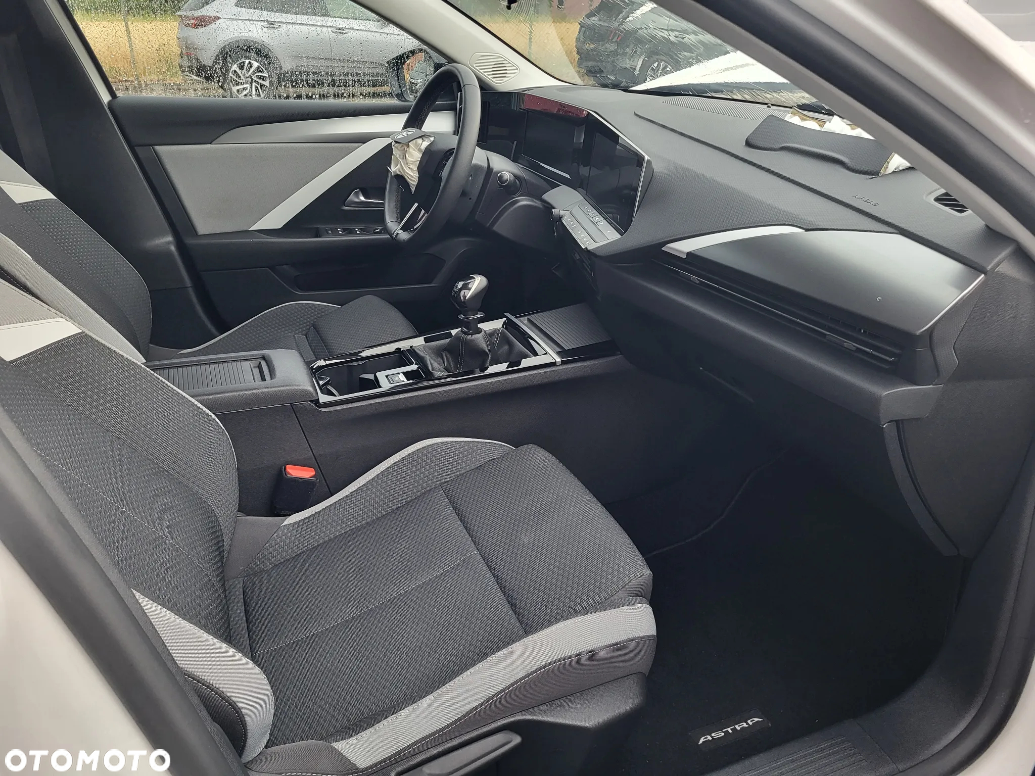 Opel Astra 1.2 Turbo Enjoy - 9