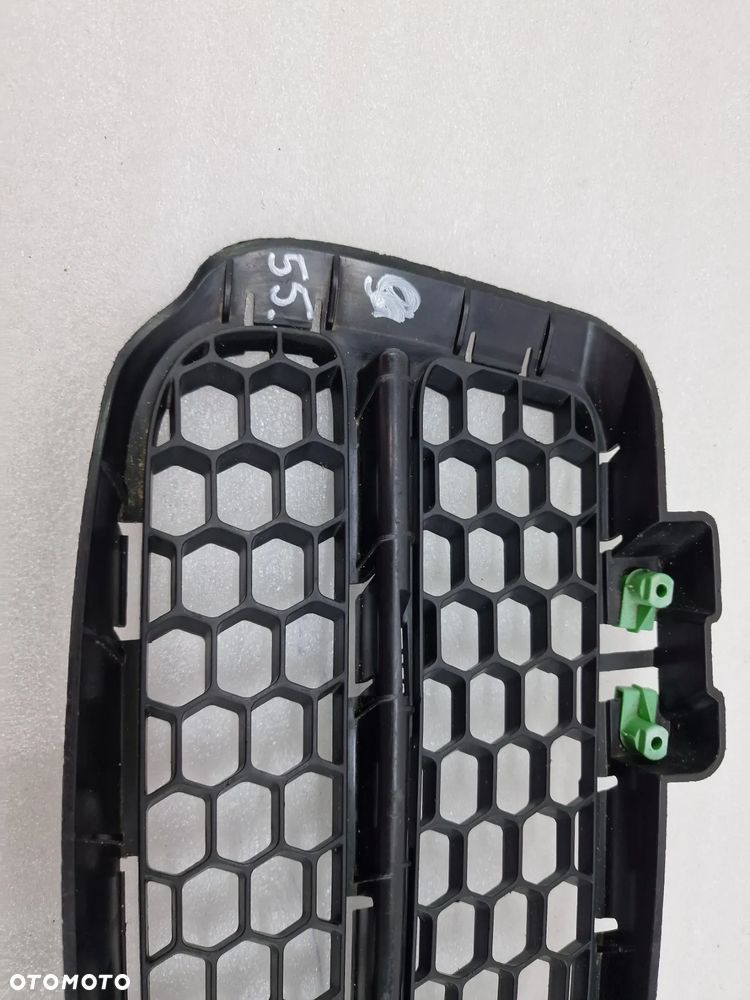 VW TOUAREG I LIFT 06- LEWA KRATKA BOCZNA ZDERZAKA PRZEDNIEGO PRZÓD , NR 7L6853665B , NR AUKCJI E/55 - 2