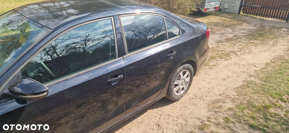 Volkswagen Jetta 1.2 TSI Comfortline - 6