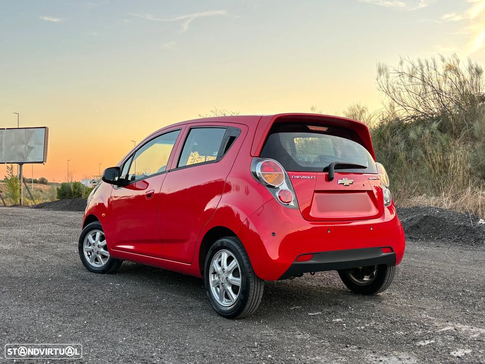 Chevrolet Spark 1.0 LT - 4