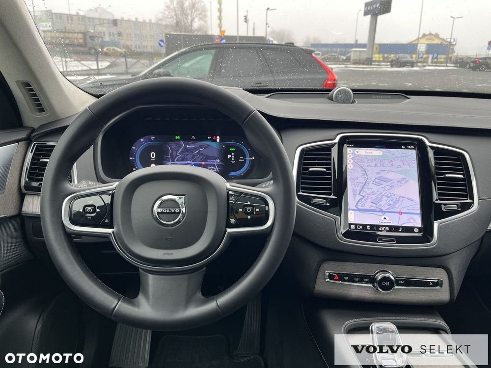 Volvo XC 90 - 31