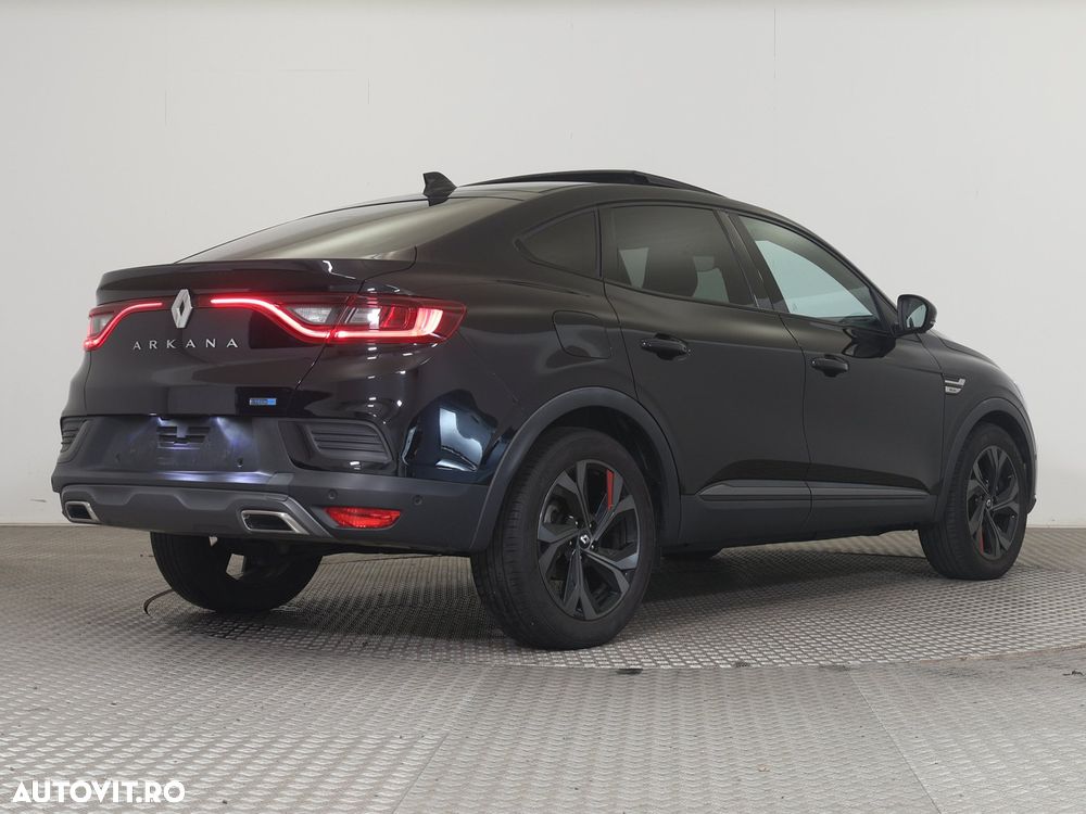 Renault Arkana E-TECH Hybrid RS Line - 16