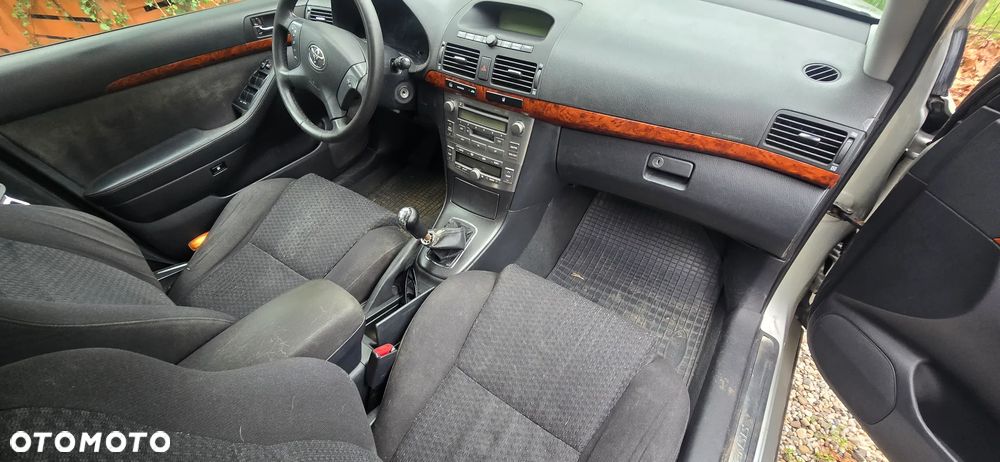 Toyota Avensis 2.0 VVT-i Sol - 7
