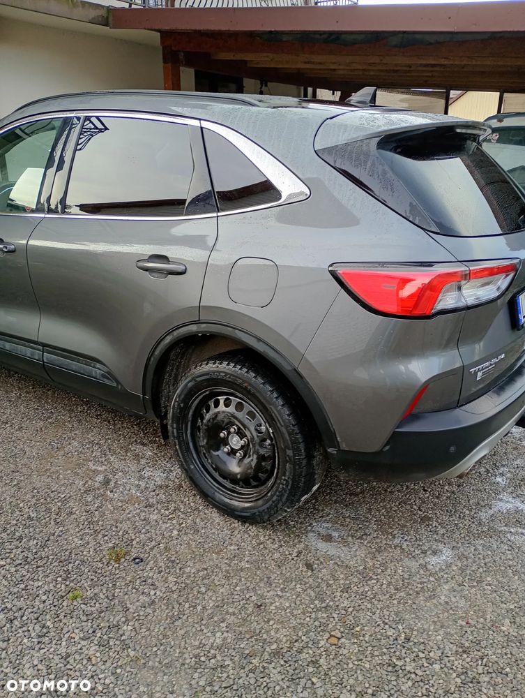 Ford Escape ver-2-0-ecoboost-awd-titanium - 3