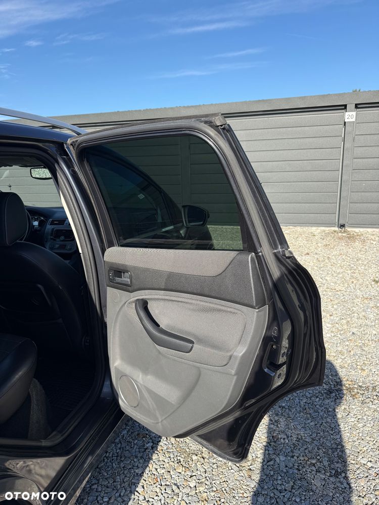 Ford Kuga 2.0 TDCi 4x4 Titanium - 21