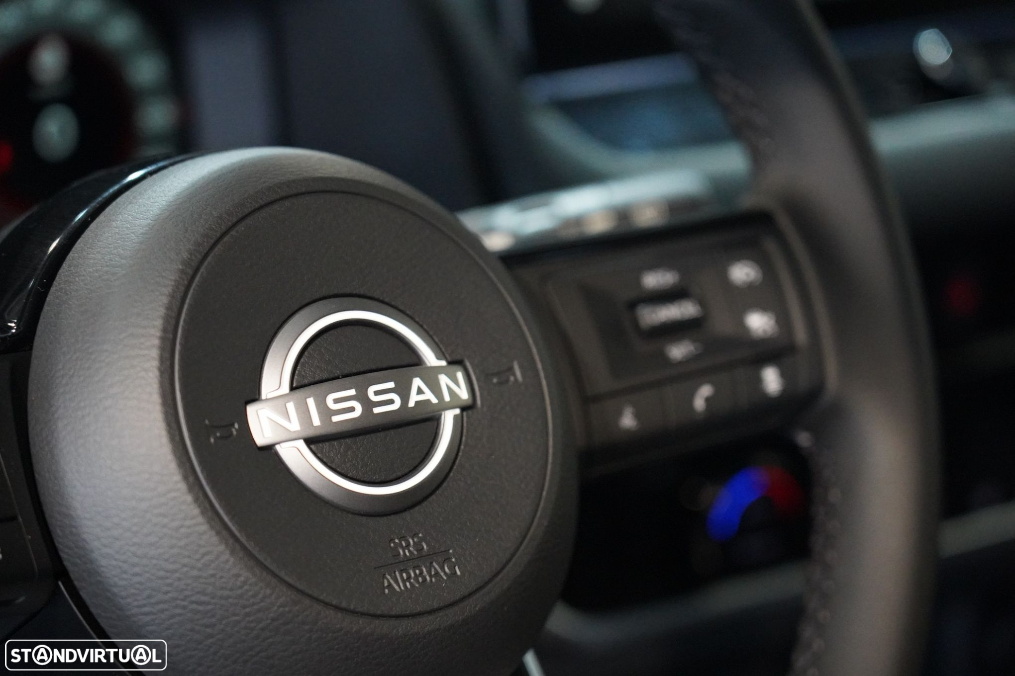 Nissan Qashqai 1.3 DIG-T N-Connecta LED+TT+SKY - 10