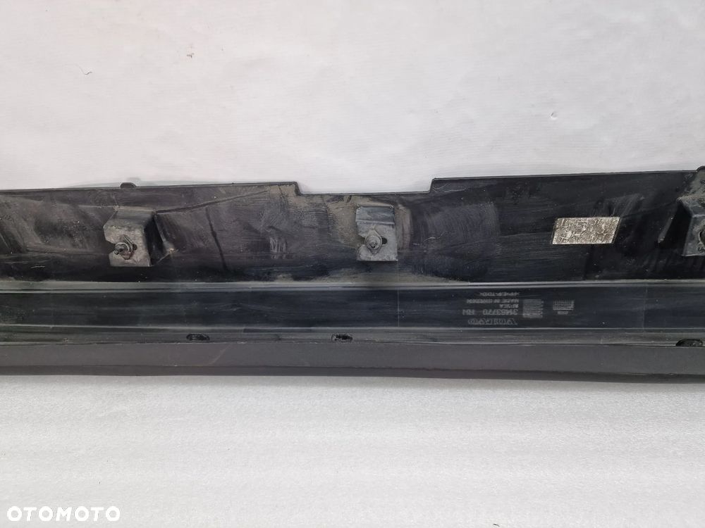 VOLVO V60 II CROSS COUNTRY 18- PRAWA LISTWA PROGOWA / NAKŁADKA PROGU , NR 31463770 , NR AUKCJI PR449 - 11