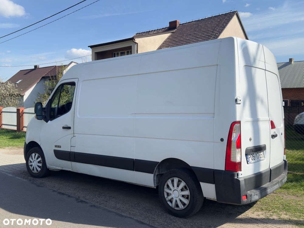 Nissan NV400 - 4