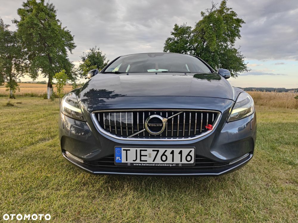 Volvo V40 D2 Drive-E Inscription - 1