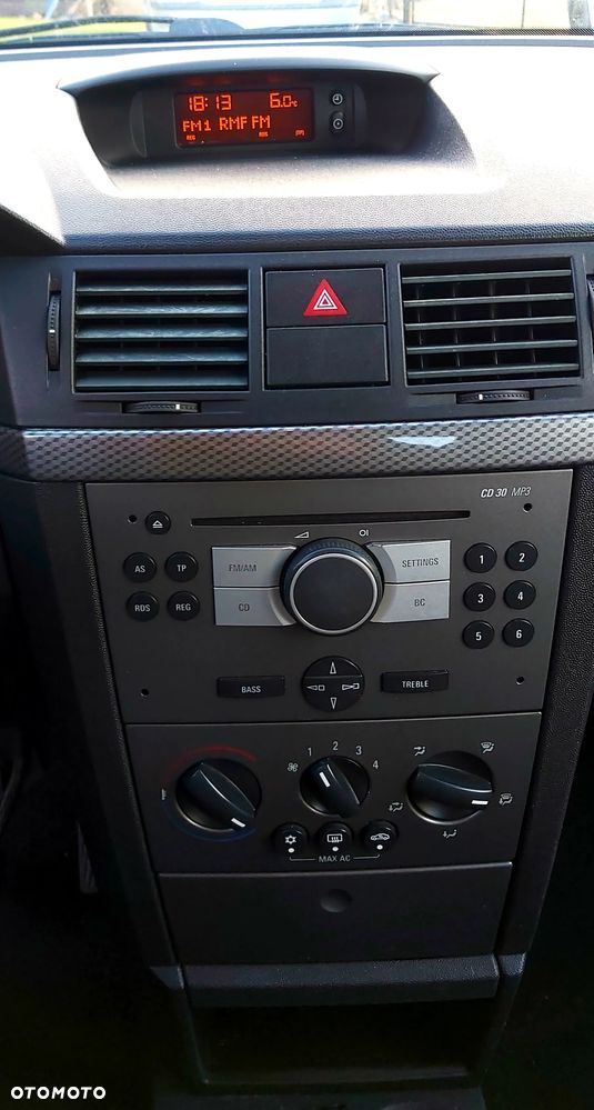 Opel Meriva - 9