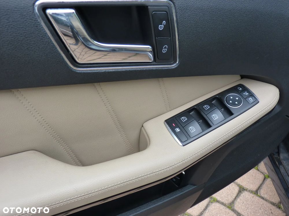 Mercedes-Benz Klasa E 350 CDI BlueEff Avantgarde - 9