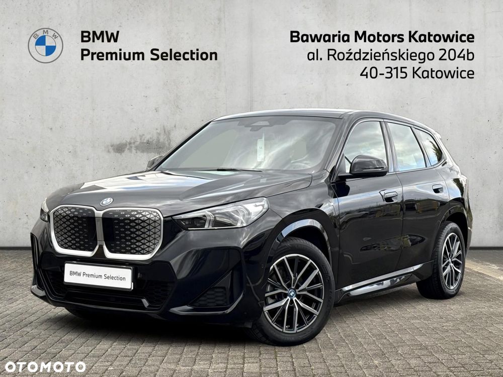 BMW iX1