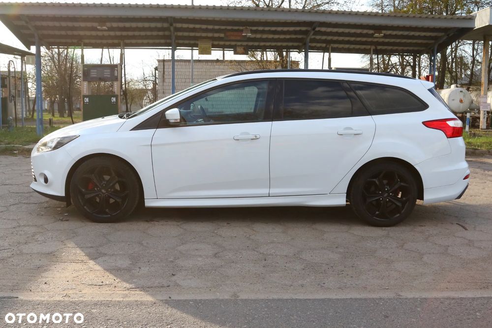 Ford Focus 1.0 EcoBoost Trend - 4