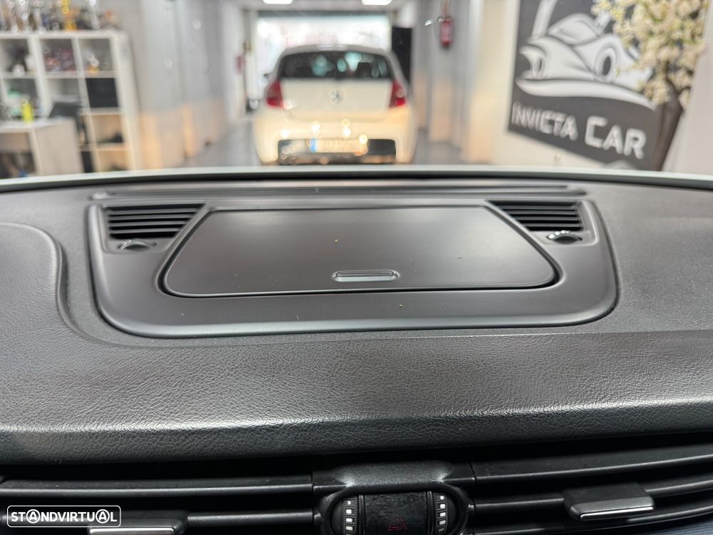 Alfa Romeo Giulietta 1.6 JTDm Veloce - 36