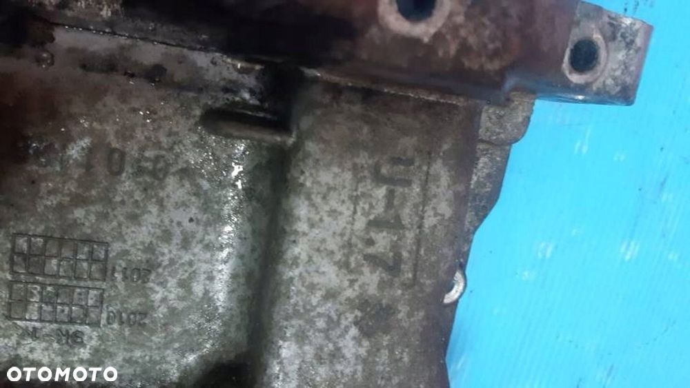 Hyundai i40 1.7 CRDI Miska olejowa oryginał - 4