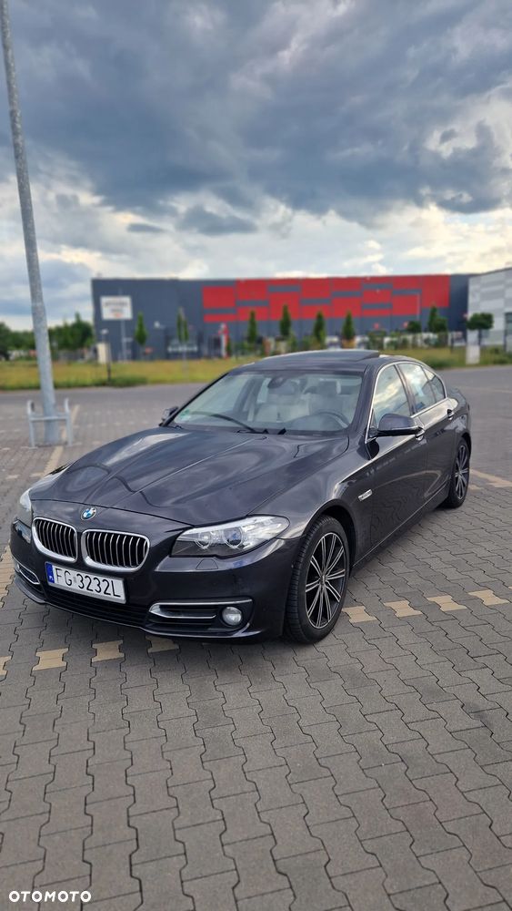 BMW Seria 5 530d xDrive Luxury Line - 10