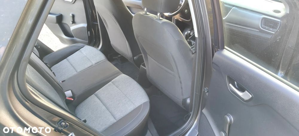 Kia Stonic - 13