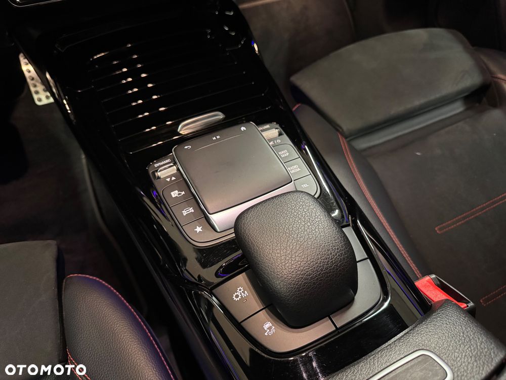 Mercedes-Benz Klasa A 45 S AMG 4-Matic 8G-DCT - 29