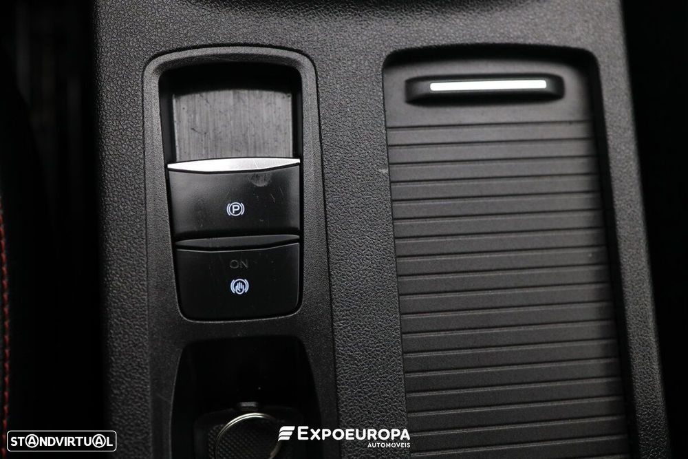 Ford Kuga 1.5 EcoBoost ST-Line Design - 28