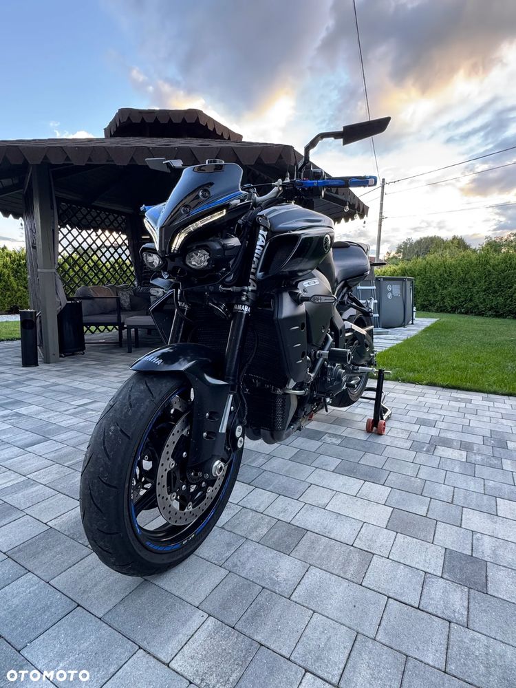 Yamaha MT - 5