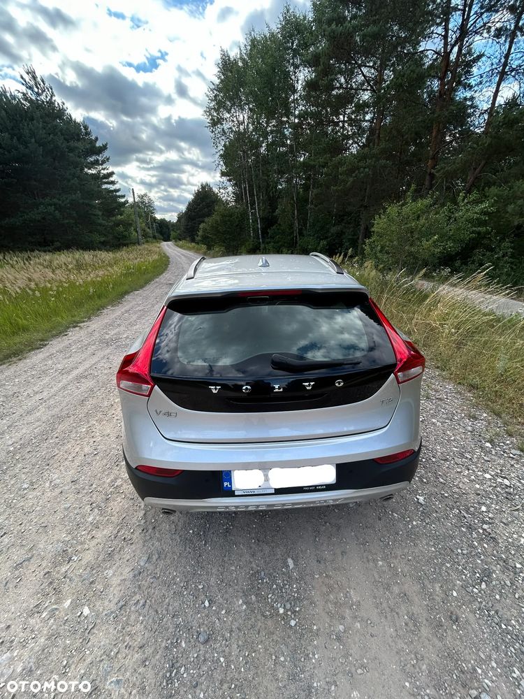 Volvo V40 T3 Drive-E R-Design Momentum - 9