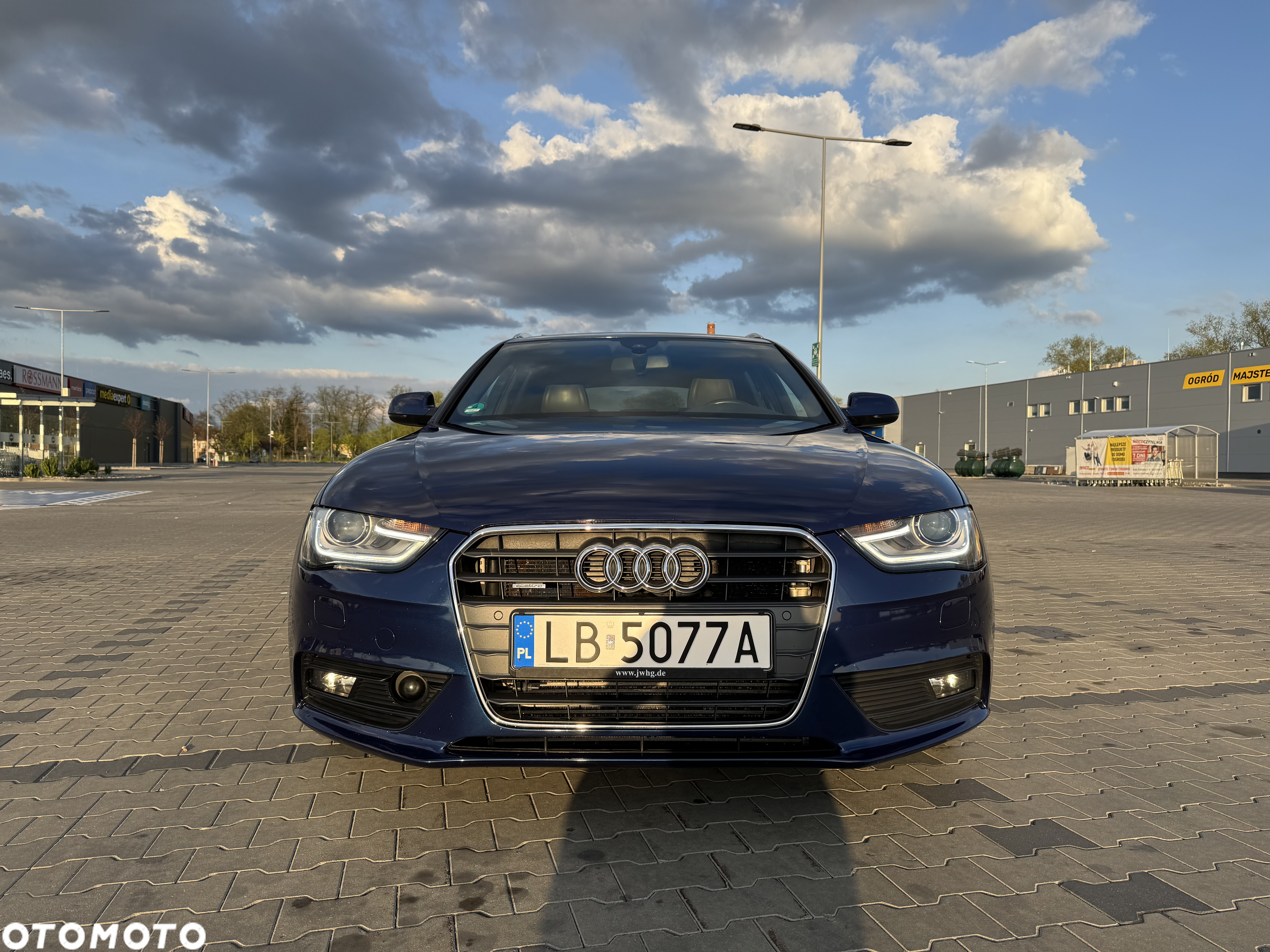 Audi A4 Avant 2.0 TDI DPF quattro S tronic Ambition - 8