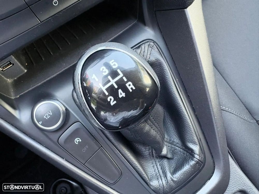 Ford Focus 1.0 EcoBoost S&S COOL&CONNECT DESIGN - 50
