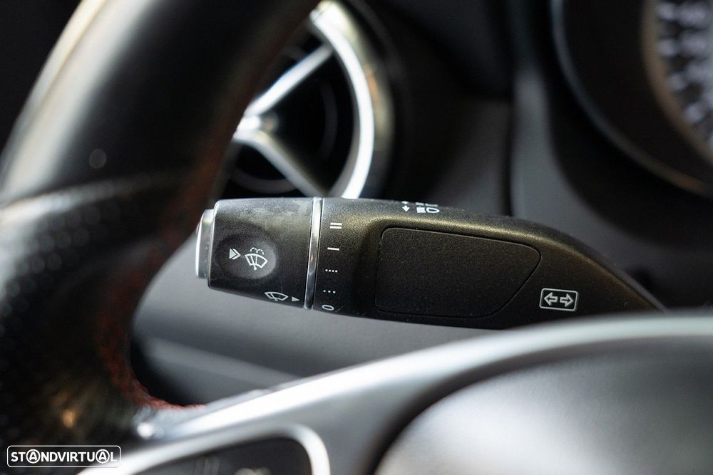 Mercedes-Benz CLA 180 CDI AMG Line - 22