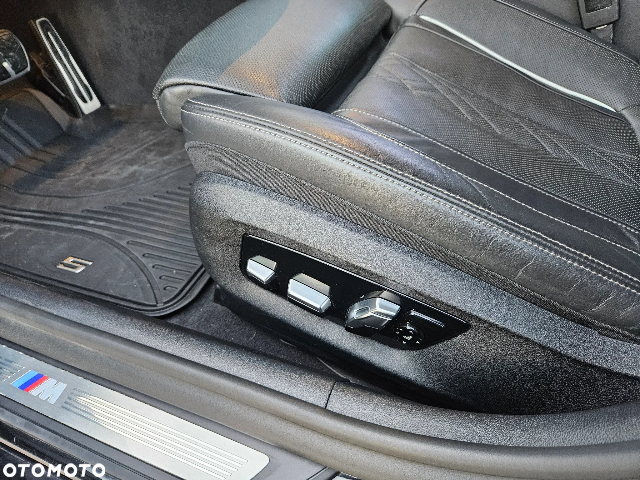 BMW Seria 5 540i xDrive M Sport sport - 22