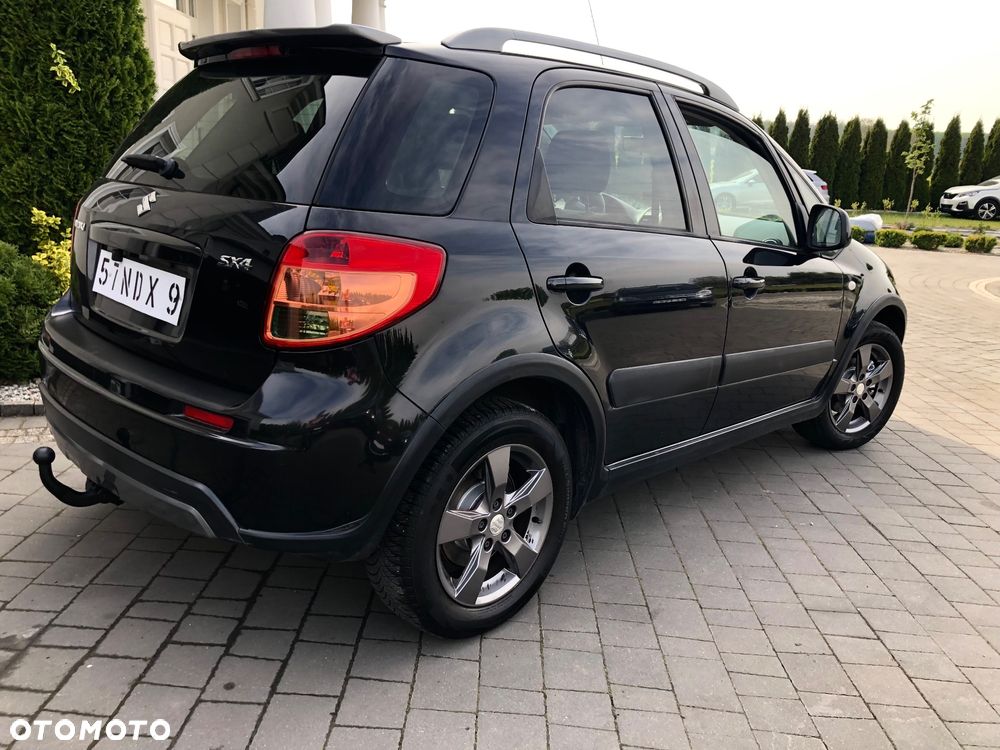 Suzuki SX4 1.6 VVT 4x2 Comfort - 4