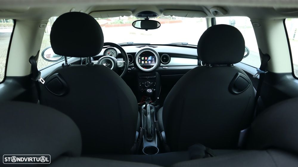 MINI 3 Portas Cooper D - 45