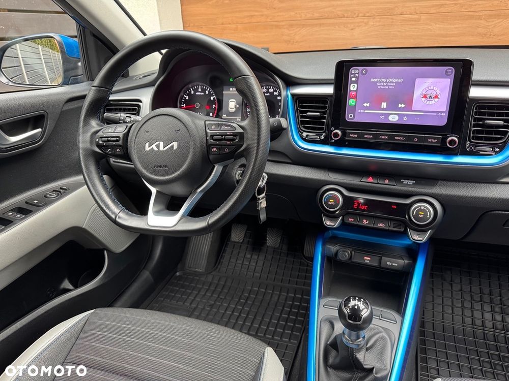 Kia Stonic 1.2 L - 12