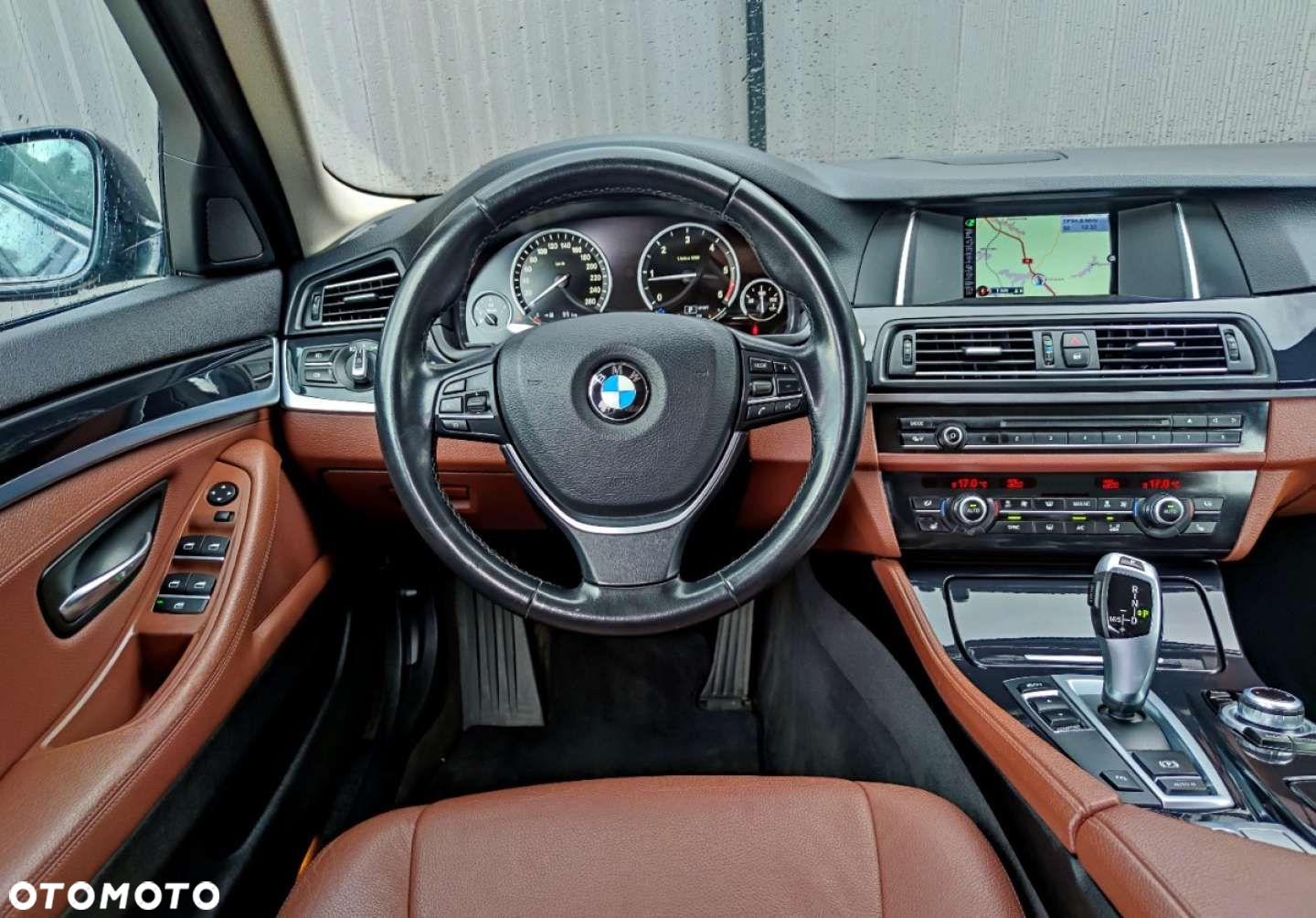 BMW Seria 5 520d Touring Sport Line - 29