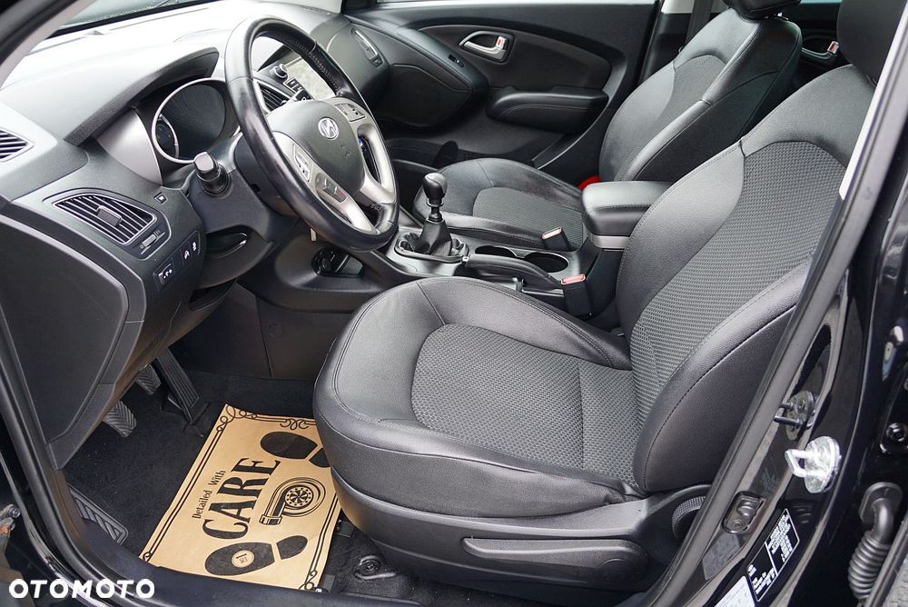 Hyundai ix35 - 12