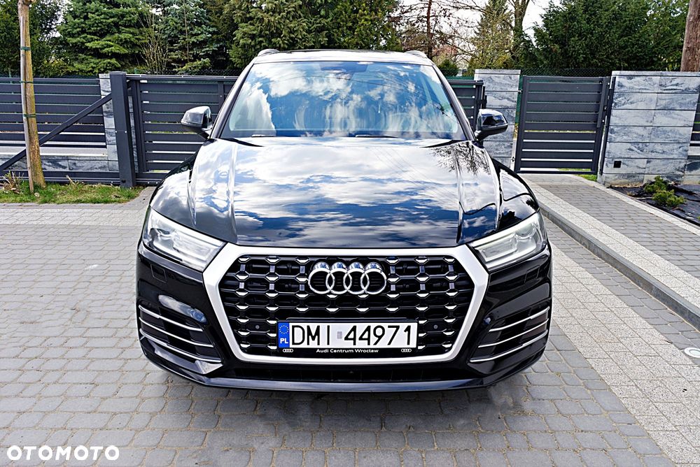 Audi Q5 2.0 TDI Design - 2