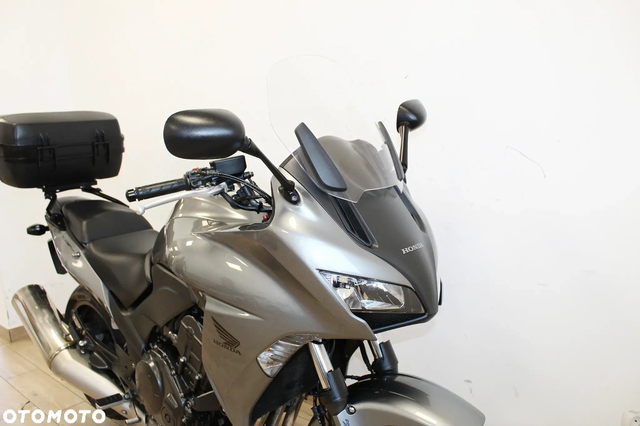 Honda CBF - 6